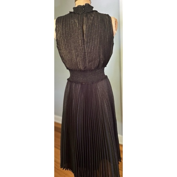 Nanette Lepore Black Gold Sleeveless Pleated Dress Size 2 - Picture 3 of 13